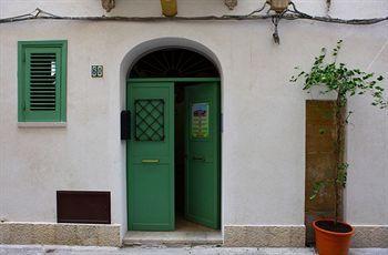 La Paranza Residence - Case Vacanze Trapani Exteriör bild